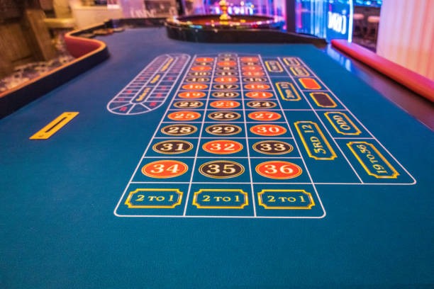 Boom City slot game interface showing Aviator, Sweet Bonanza, and Fortune Tiger titles